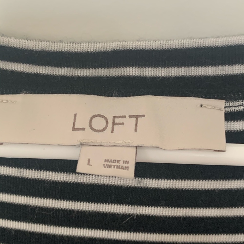 Loft Top - Picture 2 of 5